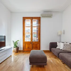 Flateli Aribau , Barcelona Spain